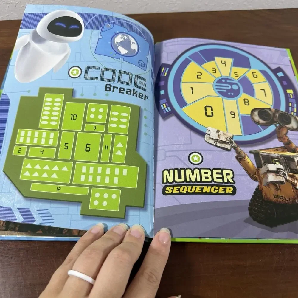 LeapFrog Tag + LeapReader book — Disney Pixar: Pixar Pals Puzzle Time 2010